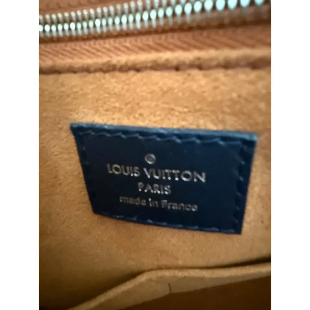Louis Vuitton authentic louis